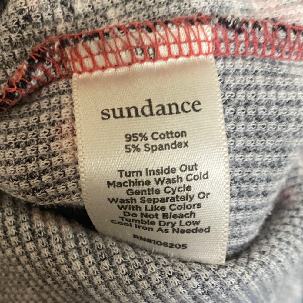 Sundance Black Floral Thermal Henley Long Sleeve Top Shirt Size Medium - Picture 5 of 5